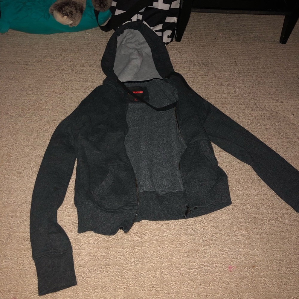 Grey zip up